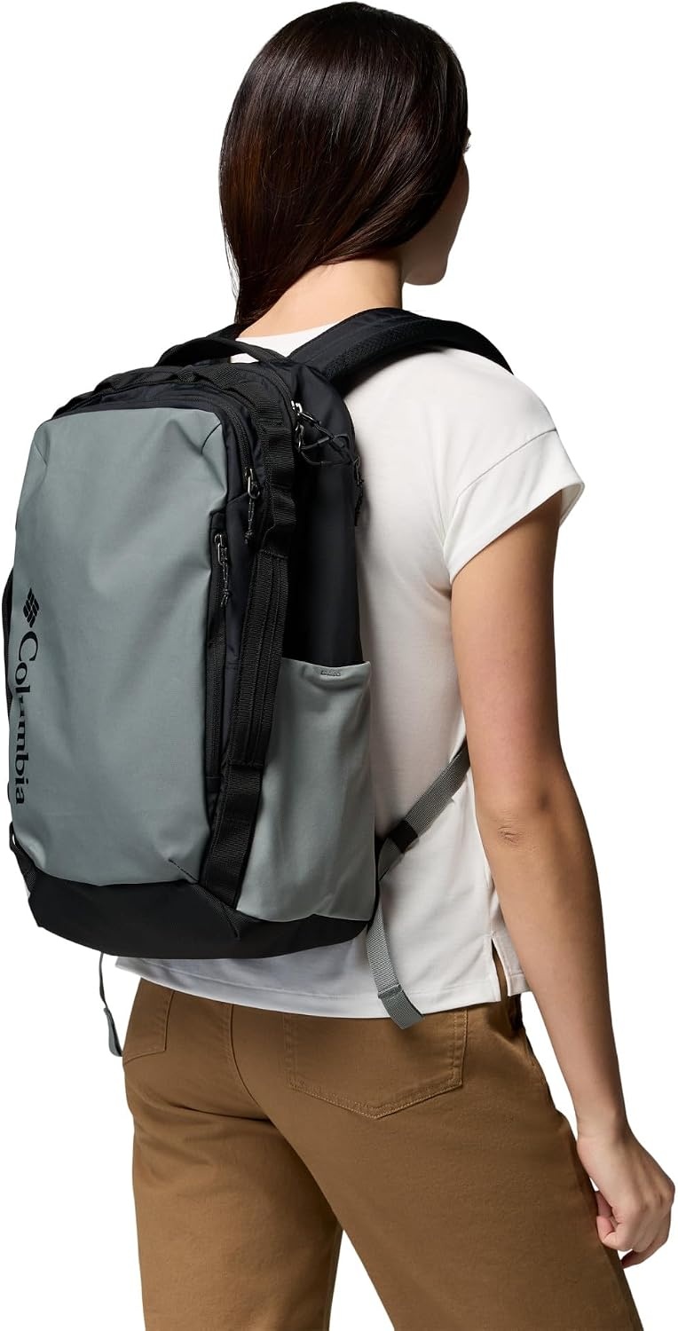 image:imageColumbia 2158221CBSedona Sage Black