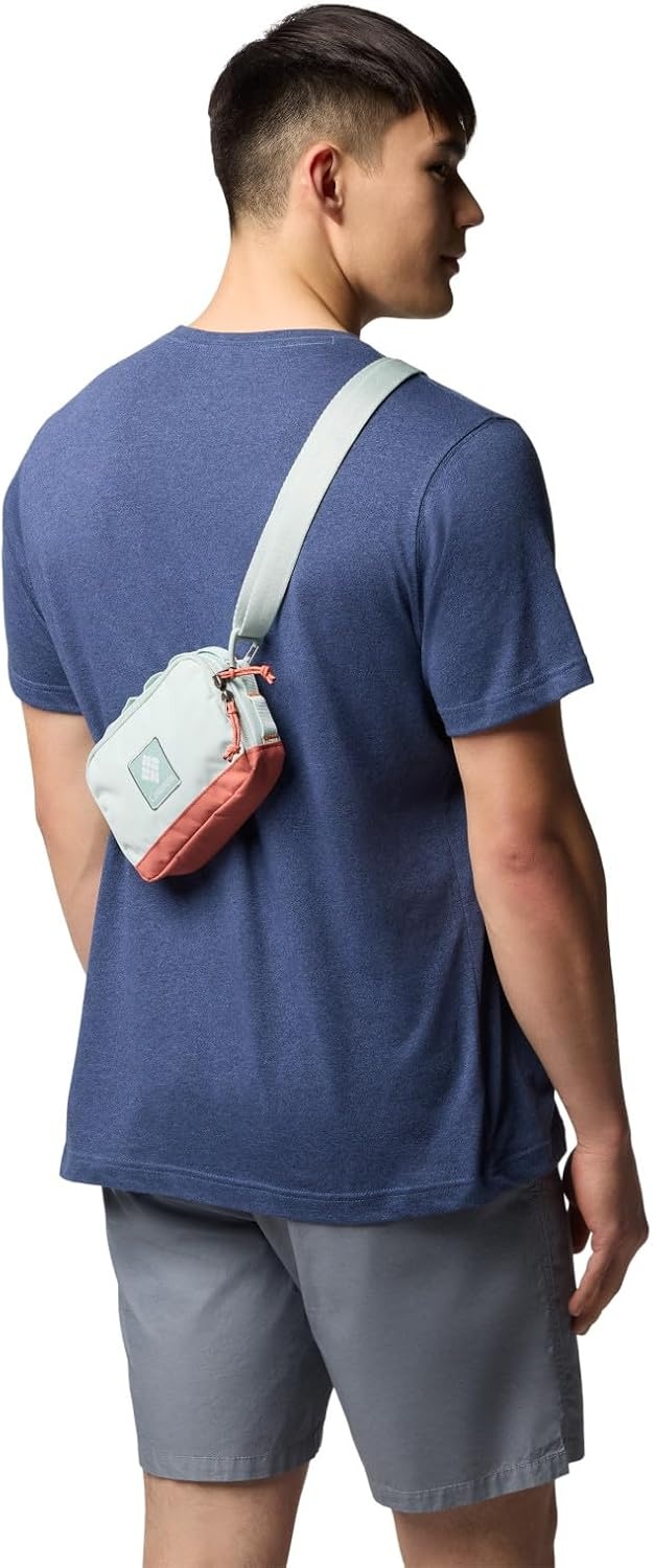 image:imageColumbia Trail Traveler Crossbody Bag Trail Traveler Crossbody BagCool GreenMars